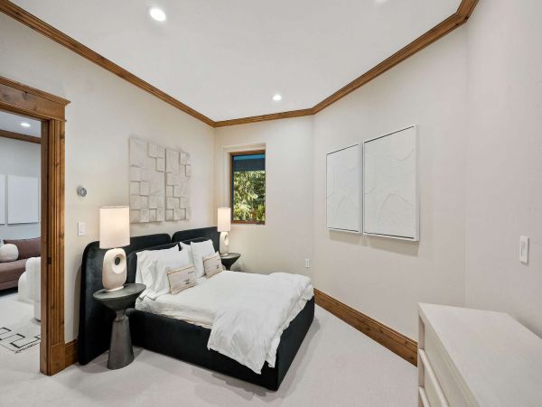 Vail Walk to Lift Nine Bedroom Vacation Rental