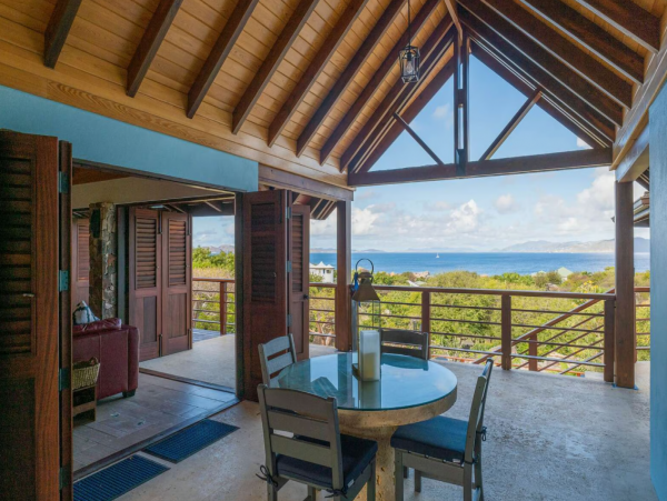 Oceanview Vacation Rental with 5 Bedrooms in Little Trunk Bay
