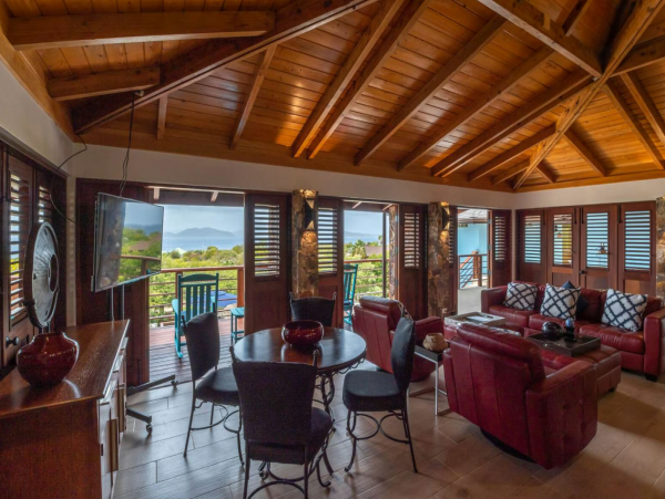 Oceanview Vacation Rental with 5 Bedrooms in Little Trunk Bay