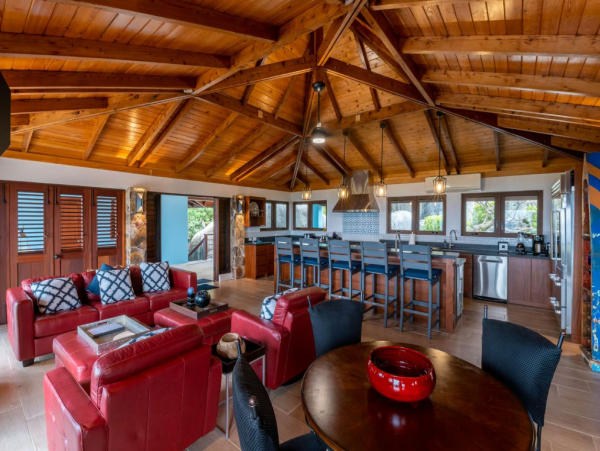 Oceanview Vacation Rental with 5 Bedrooms in Little Trunk Bay