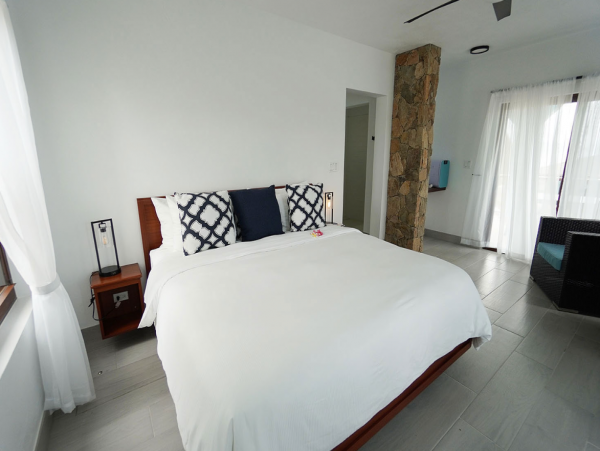 Oceanview Vacation Rental with 5 Bedrooms in Little Trunk Bay