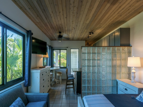 BVI Luxury Villa Looking Over the Water