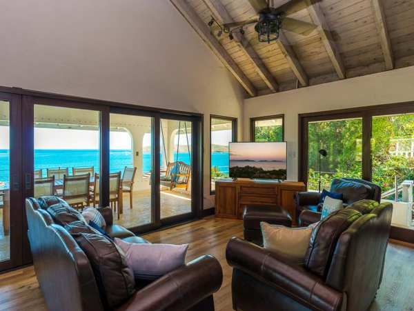 Leverick Bay Vacation Villa with 4 Bedroom & Private Pool