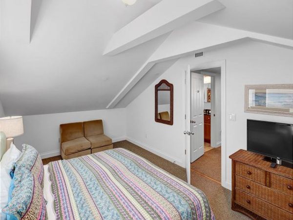 Key West Lovely Vacation Home with Great Views