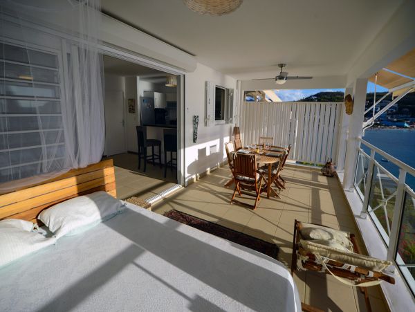 Seaside Retreat with Breathtaking Views in Trois Ilets - Perfect for Couples or Families