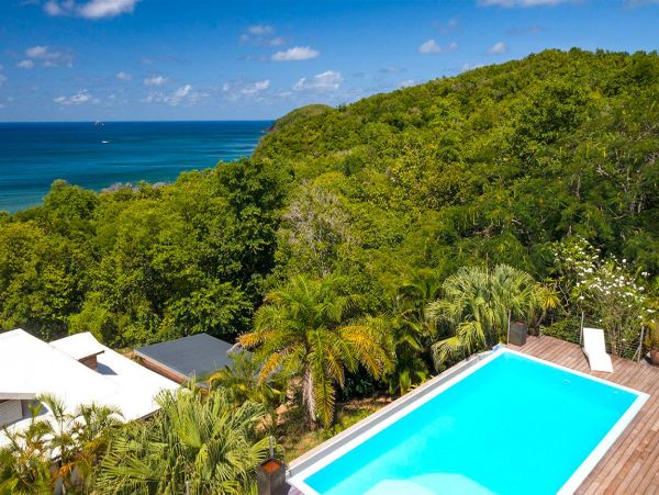 MArtinique Three Bedroom Vacation Villa Walk to Beach