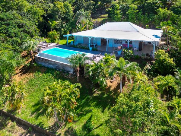 MArtinique Three Bedroom Vacation Villa Walk to Beach