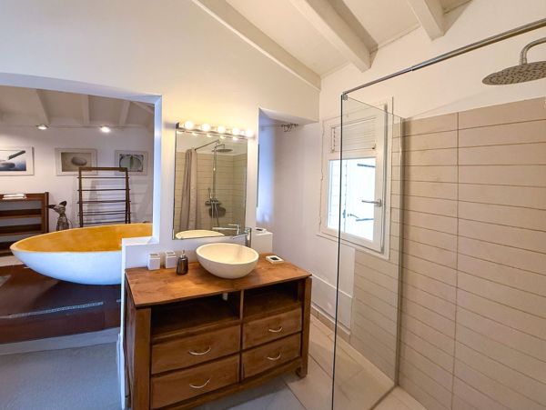 MArtinique Three Bedroom Vacation Villa Walk to Beach