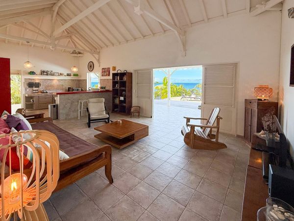 MArtinique Three Bedroom Vacation Villa Walk to Beach