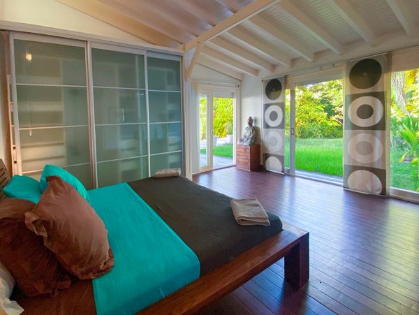 MArtinique Three Bedroom Vacation Villa Walk to Beach