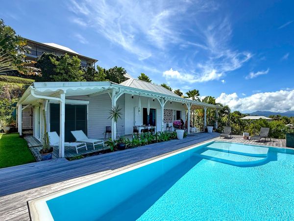 MArtinique Three Bedroom Vacation Villa Walk to Beach
