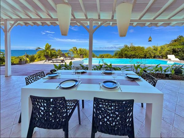 MArtinique Three Bedroom Vacation Villa Walk to Beach