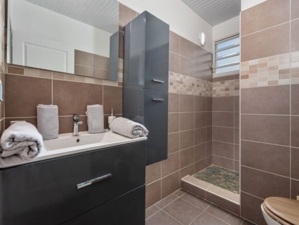 Martinique Four Bedroom Luxury Villa Walk to Beach