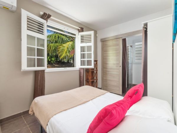 Martinique Four Bedroom Luxury Villa Walk to Beach