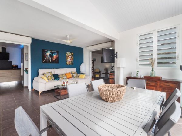 Martinique Four Bedroom Luxury Villa Walk to Beach