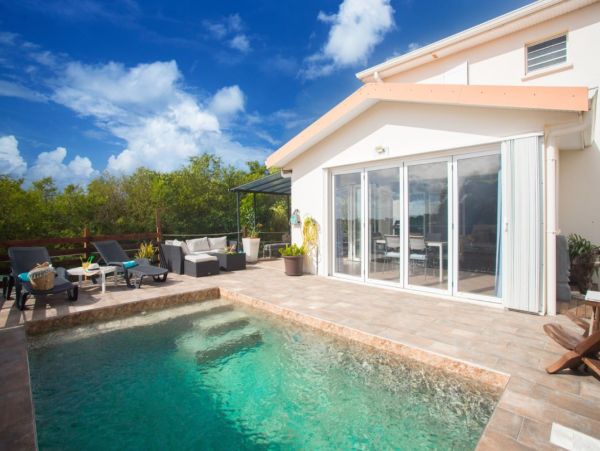 Martinique Four Bedroom Luxury Villa Walk to Beach