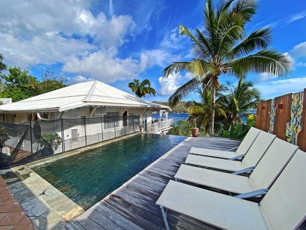 Beautiful Martinique Vacation Home Six Bedroom