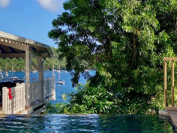 Beautiful Martinique Vacation Home Six Bedroom