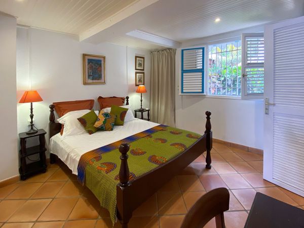 Beautiful Martinique Vacation Home Six Bedroom