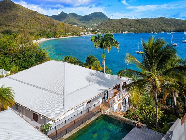 Beautiful Martinique Vacation Home Six Bedroom
