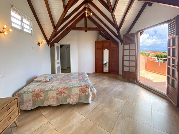 Lovely Martinique 4 Bedroom Vacation Home