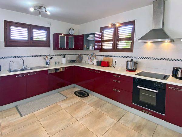 Lovely Martinique 4 Bedroom Vacation Home