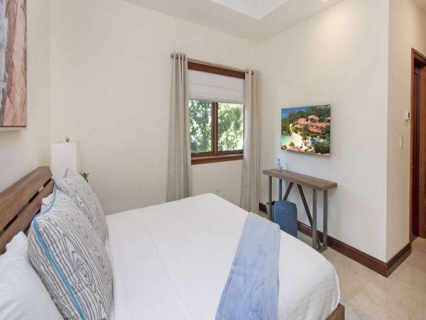 Cayman Islands Villa with 3 Bedrooms