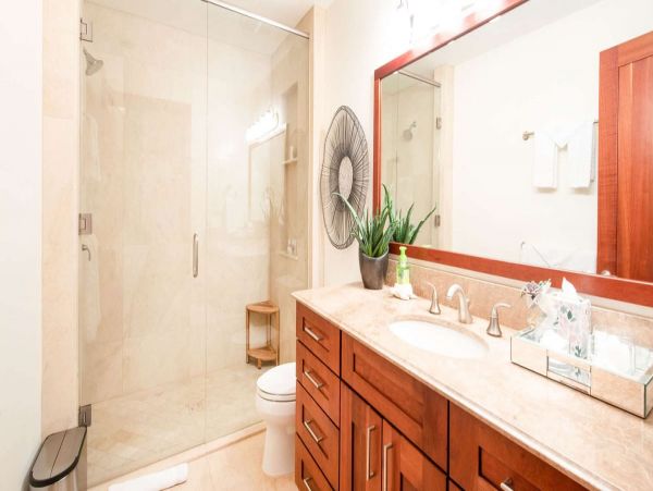 Oceanfront Three Bedroom Vacation Rental in the Cayman Islands