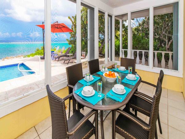 Grand Cayman Beachfront Villa Rental - Luxury 4-Bedroom Caribbean Vacation Home