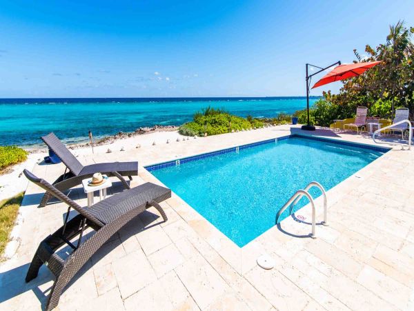 Grand Cayman Beachfront Villa Rental - Luxury 4-Bedroom Caribbean Vacation Home