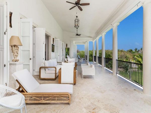 Golf Course & Lake View Elegant Rental Villa in the Domincan Republic