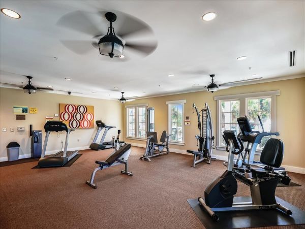 Beachfront Five Bedroom Vacation Rental in St. George Island