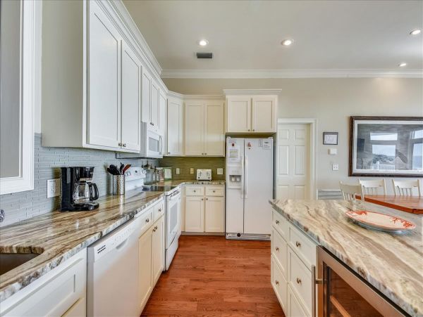 Beachfront Five Bedroom Vacation Rental in St. George Island