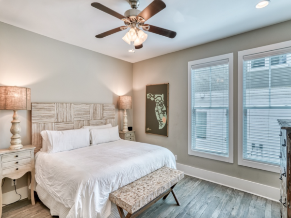 Beautiful 4 Bedroom Vacation Getaway with Gulf Views