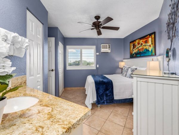 Kihei Oceanfront One Bedroom Rental Condo