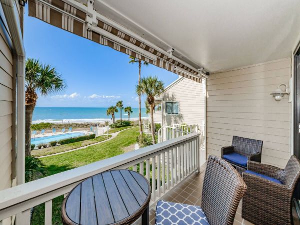 Belleair Beach Condo with 2 Bedrooms