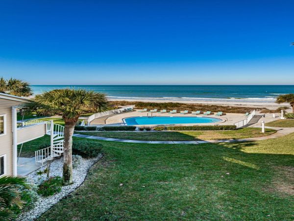 Belleair Beach Condo with 2 Bedrooms