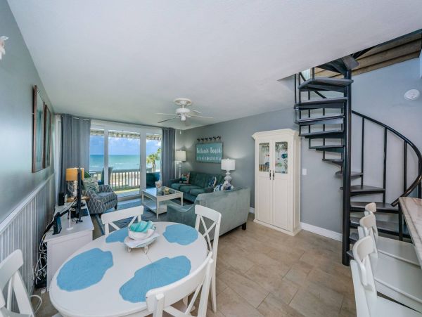 Belleair Beach Condo with 2 Bedrooms