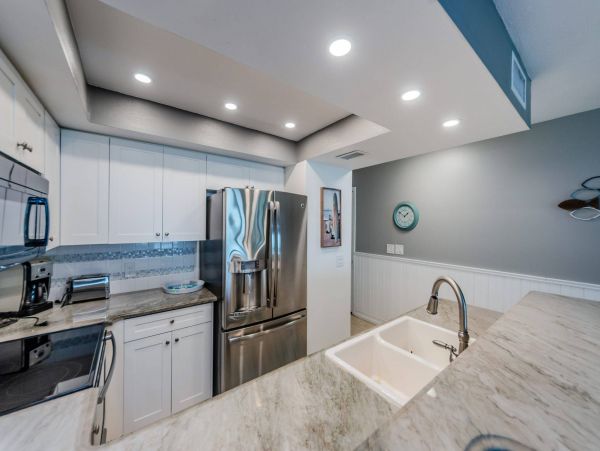 Belleair Beach Condo with 2 Bedrooms