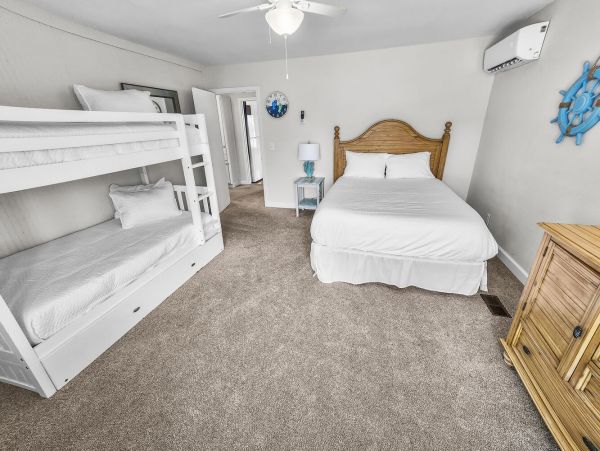 Two Bedroom Vacation Rental Two Minutes from the Beach
