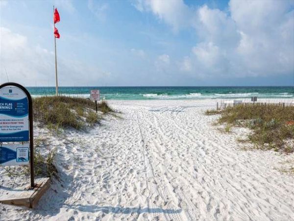 Santa Rosa Beach Vacation Home Walk to Beach