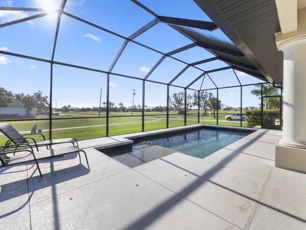 Manasota key Home with 3 Bedrooms