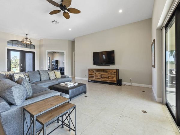Manasota key Home with 3 Bedrooms