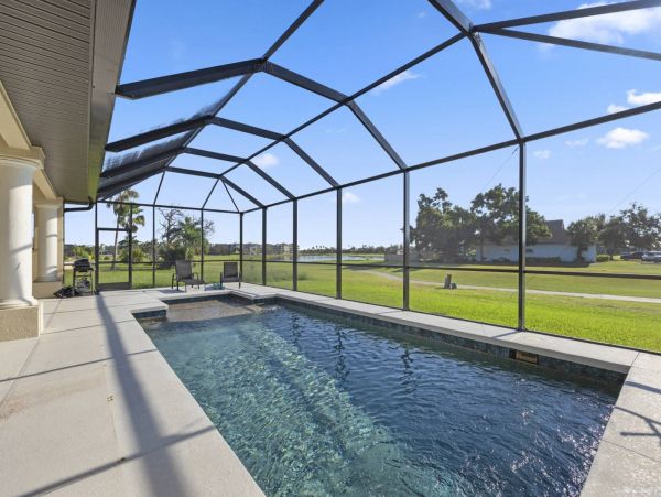 Manasota key Home with 3 Bedrooms