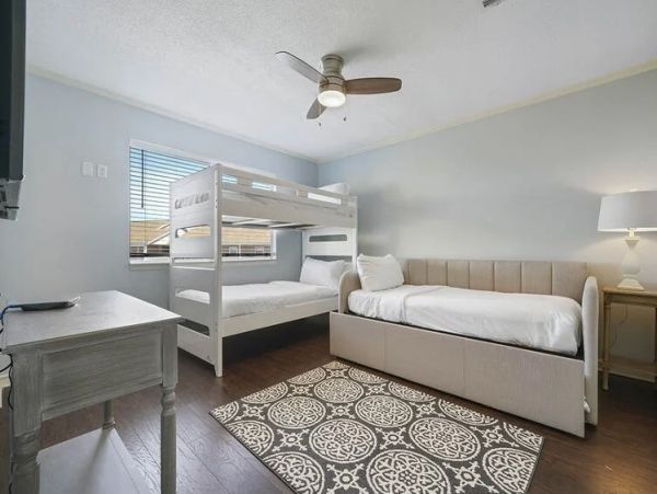 Gulf Views Destin Vacation Home Three Bedroom