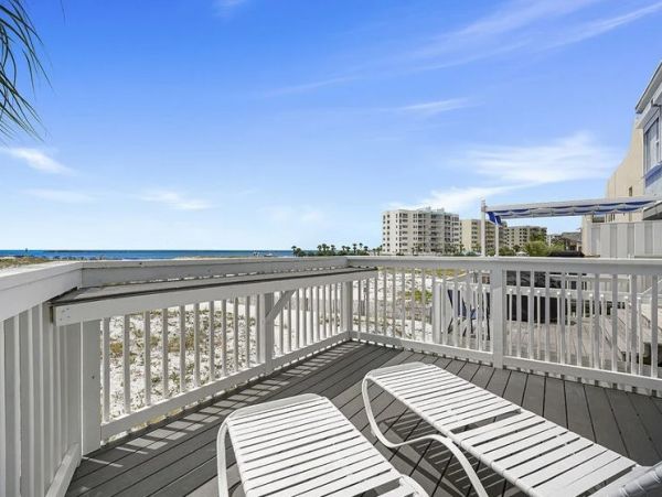 Gulf Views Destin Vacation Home Three Bedroom