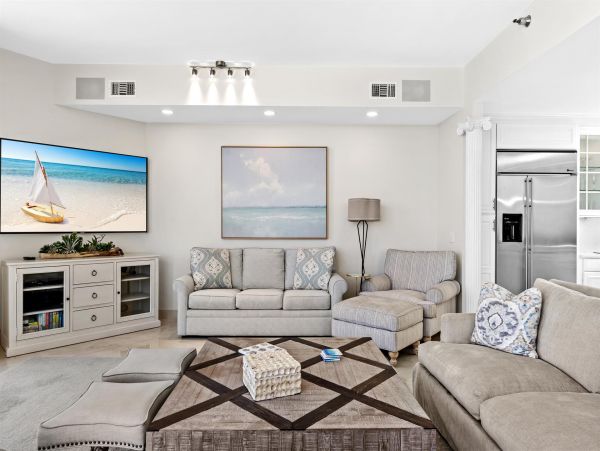 Beachfront Penthouse with Amazing Views in Destin