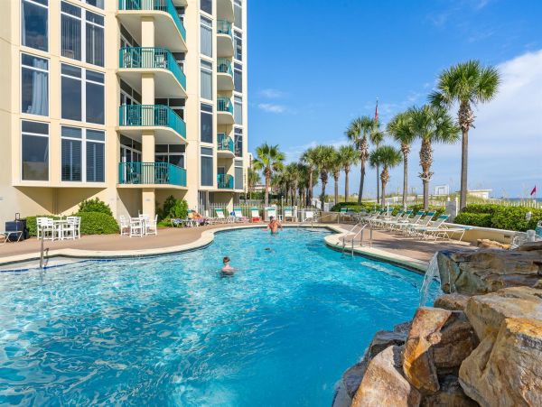 Beachfront Penthouse with Amazing Views in Destin