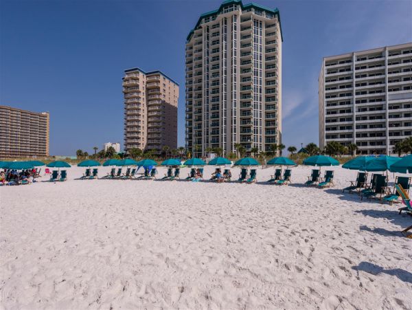 Beachfront Penthouse with Amazing Views in Destin