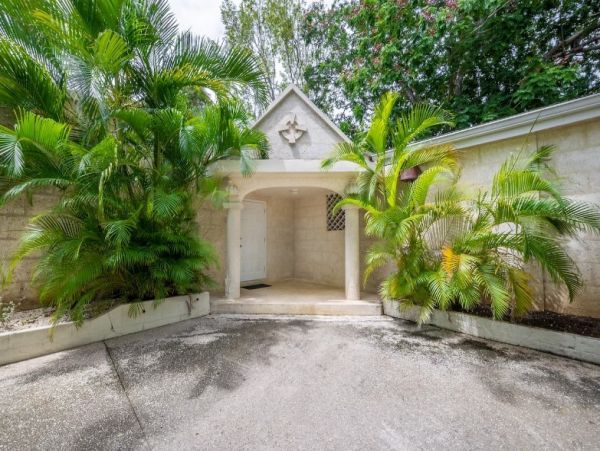 Barbados Vacation Home Three Bedroom Walk to Beach
